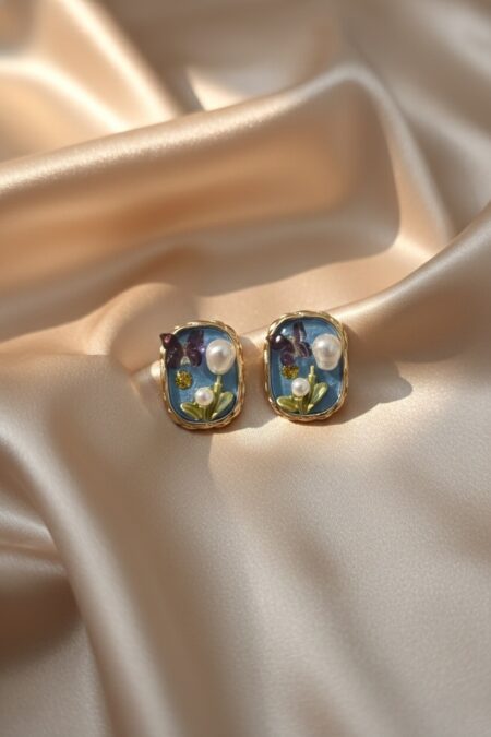 Enchanted Garden Pressed Flower & Pearl Studs