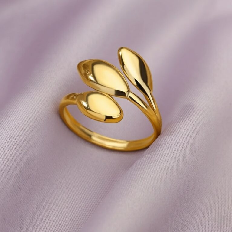 Golden Bloom Leaf Ring